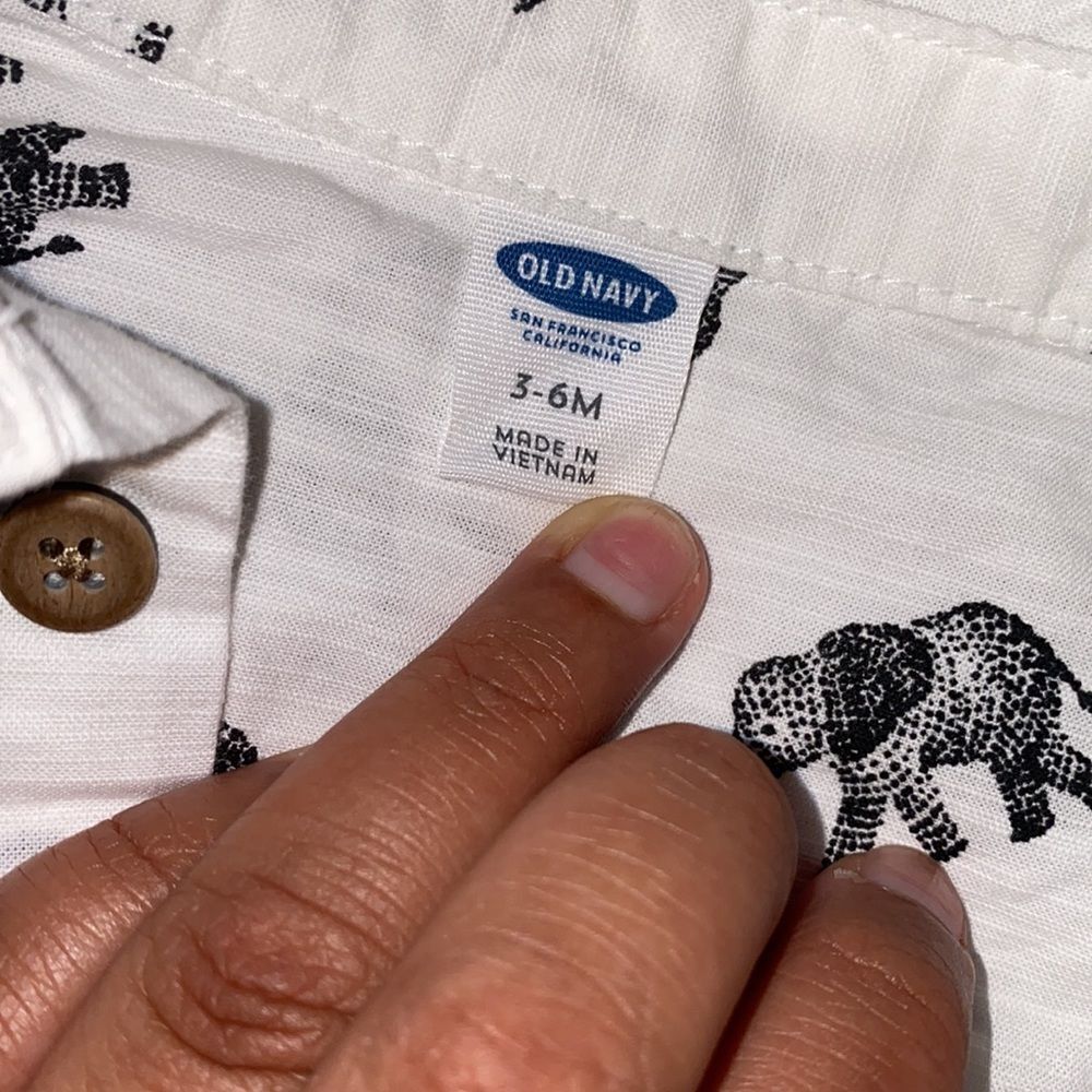 Baby Elephant 🐘 One Piece - Picture 2 of 2